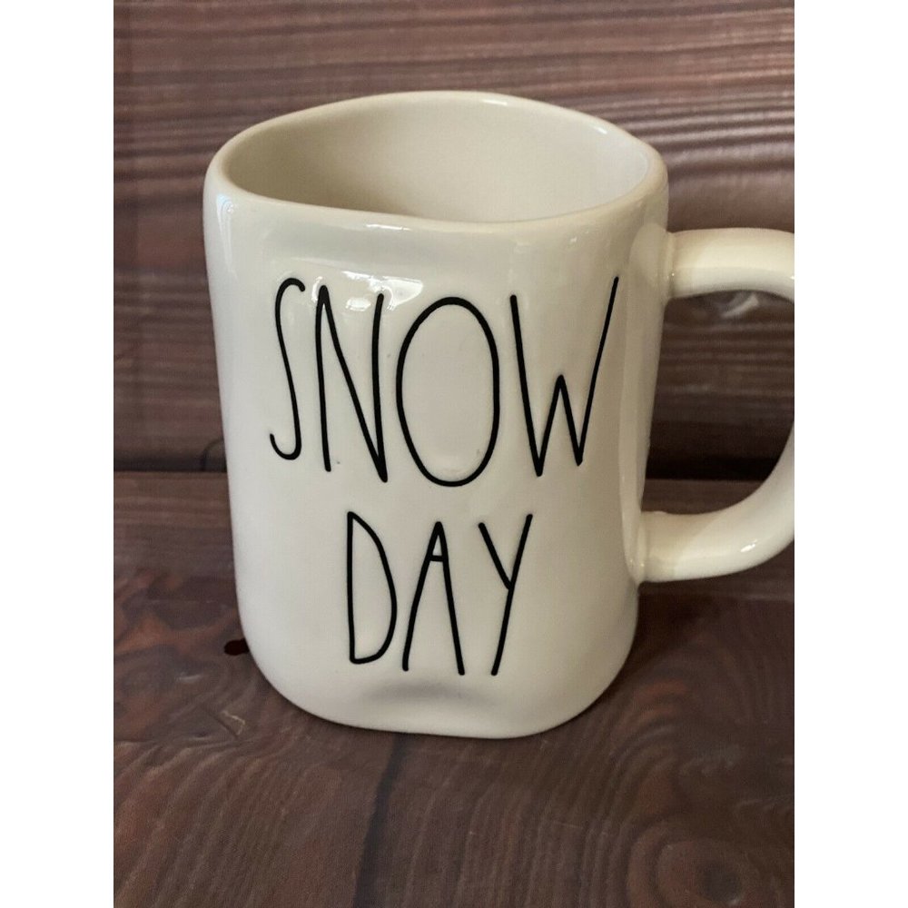 HTF Rae Dunn  Snow‎ Day Large Mug